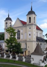 Peter und Paul Kirche in Nyamiha / ***