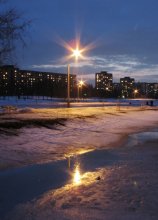 Night, Straßenlaternen, den Fluss ... / ***