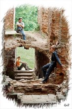 In den Ruinen des Schlosses Kossovskaya / ***