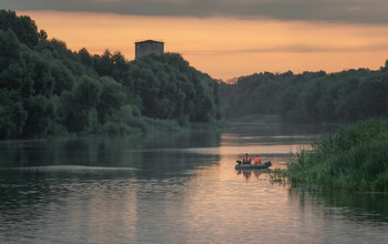 Morgendämmerung / ***