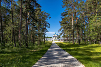 Liebfrauenkirche und St. Ruzhentsovoy. Dominica / ***