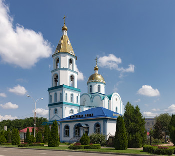 Kirche der Fürbitte / ***