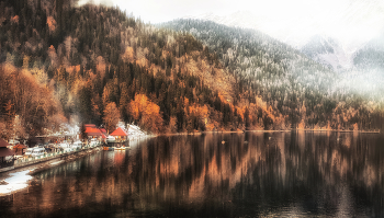 &nbsp; / Lake Ritsa. Autumn-winter..