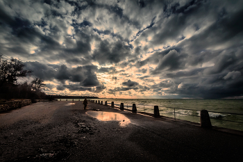 Abendstimmung am Meer / ***