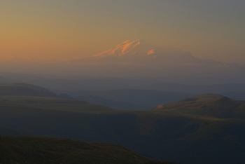 Morgendämmerung / ***