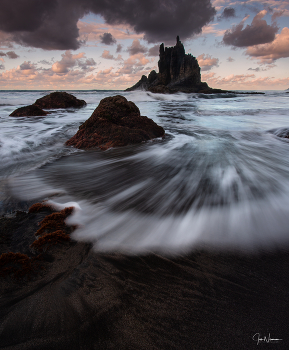 - Benito waves - / Benito beach in Tenerife, Spain