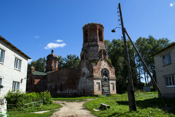 Kirche Mariä Himmelfahrt / ***