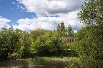 Auf dem Fluss. / ***