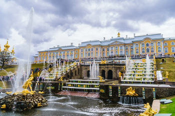 Peterhof / https://www.instagram.com/vaguro_v_u_v

https://web.facebook.com/evgeniy.vagouro

https://vk.com/e.vaguro

https://www.youtube.com/user/MsREPOMEN

https://zen.yandex.ru/id/6229efa215abe97a09db4a54

https://www.tiktok.com/@vaguro_v_u_v