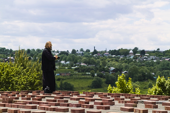 Schönheit rettet die Welt / ***