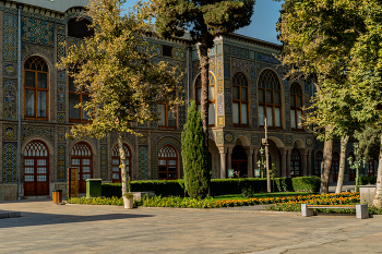 Golestan Palace / Meadle East