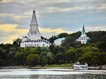 Kolomenskoye / ***