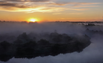 Nebel zerstreut / ...