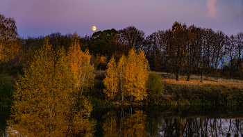 Moonrise / ***
