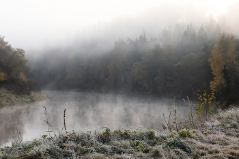 Die ersten Frost / ***