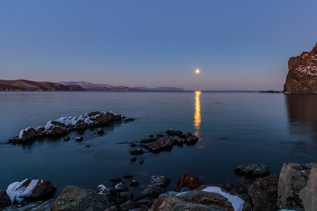 Moonrise / ***