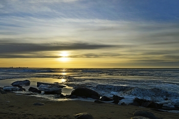 Bei Sonnenaufgang / ***