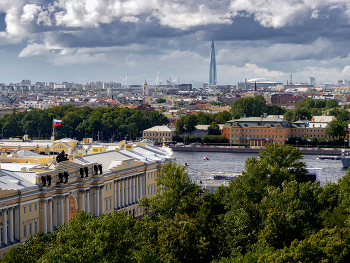 St. Petersburg / ***