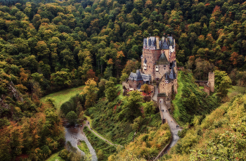 Burg Eltz / ***