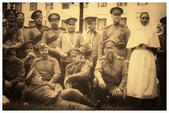 Vergangenheit in der Gegenwart / ***