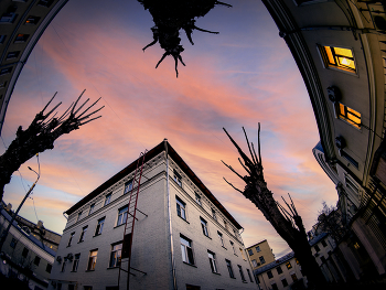 Moskau-Gericht / ***