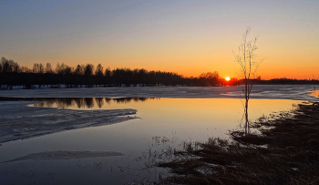 Fluss Sonnenuntergang / ***
