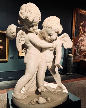 Cupids Fighting for a Human Heart / ***