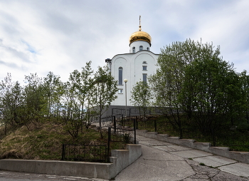 Church of St. George / ***