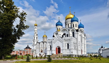 Nikolo - Ugreshsky Kloster / ***