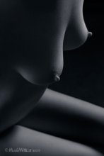 Nubile / ***