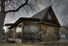 Damned Old House / ***