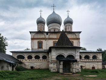 Cathedral of the Sign / ***