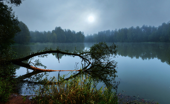 Blue Lake / ***