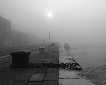 Nebel zerstreut / Venice