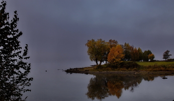 Herbstmorgen. / ***