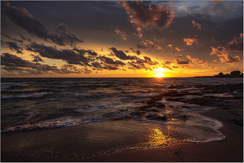 Das Schwarze Meer Sonnenuntergang / ***