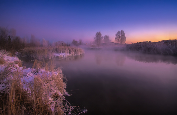 Vor Sonnenaufgang / ***