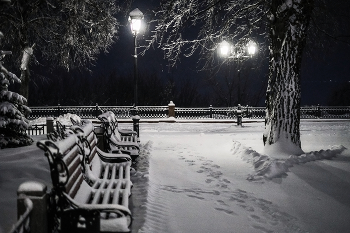 Nacht in der Stadt ... / ***