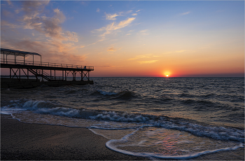 Das Schwarze Meer Sonnenuntergang / ***