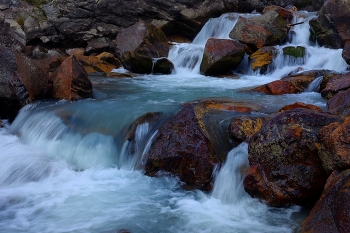 Mountain Stream / ***