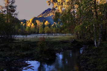 Herbstmorgen. / ***
