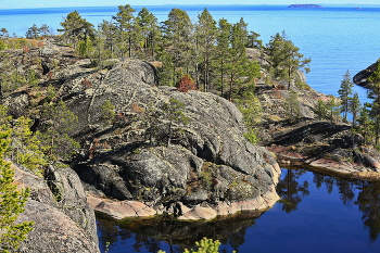 Ladoga / ***