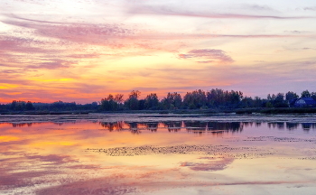 Sonnenuntergang auf dem See / ***