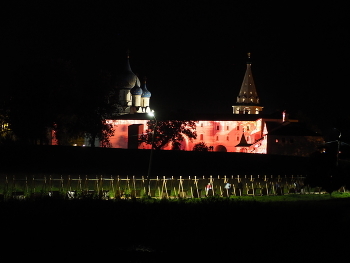 Suzdal Kremlin / ***