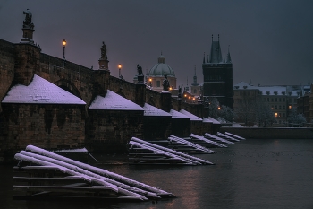 Karlsbrücke / ***