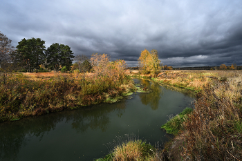 Gloomy Herbst / ***