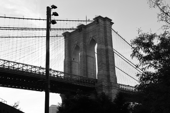 Brooklyn-Brücke / ***