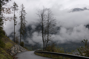 niedrige Wolken / ***