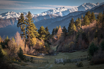 October In Svaneti / ***