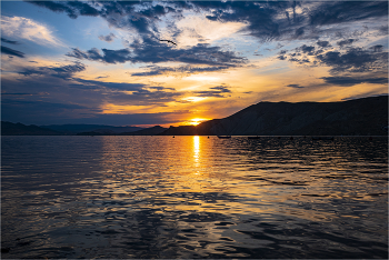 Das Schwarze Meer Sonnenuntergang / ***